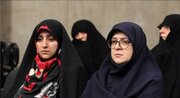 حضور فاطمه مهاجرانی و زهرا بهروزآذر در ورزشگاه شهر قدس برای تماشای شهرآورد تیمهای فوتبال زنان + فیلم